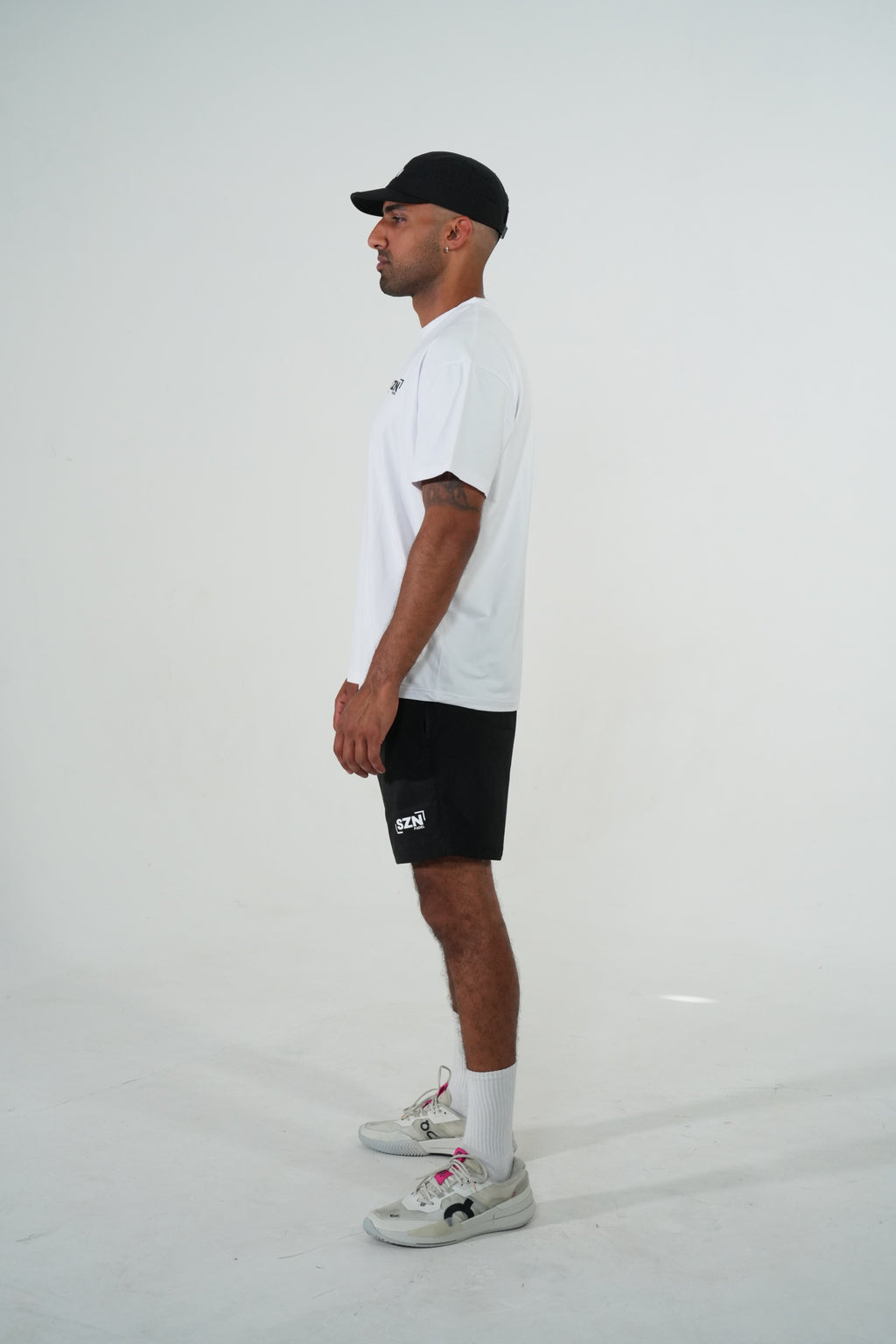 COURT TEE- WHITE