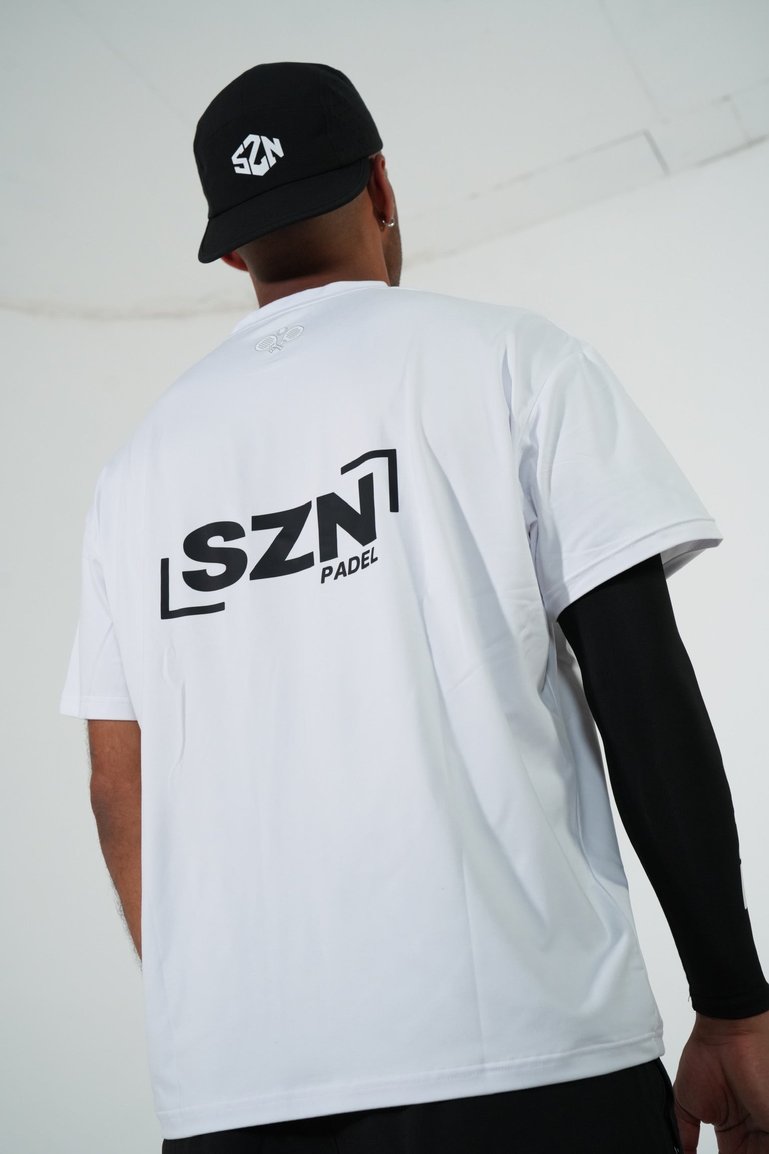 COURT TEE- WHITE