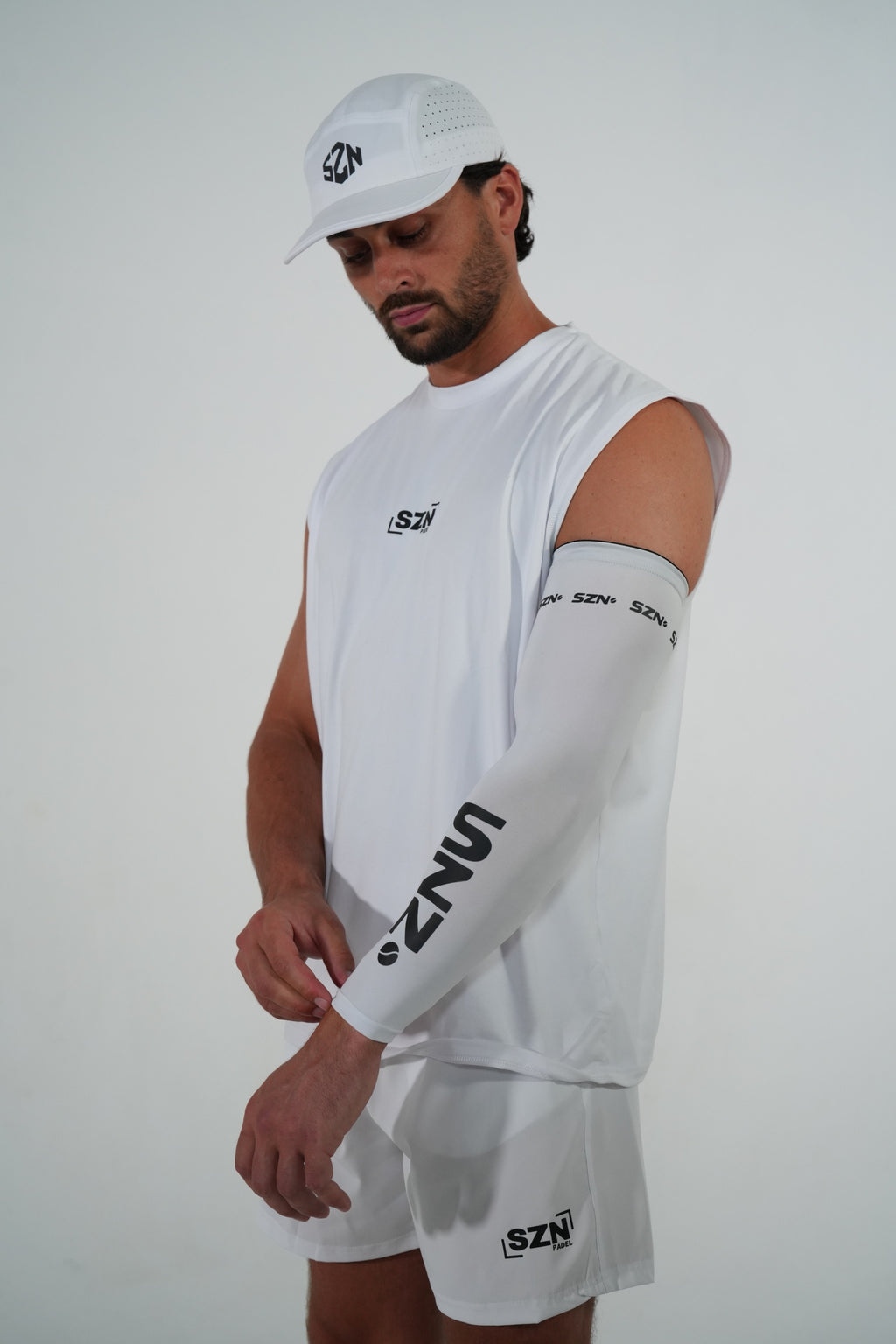 SZN COMPRESSION SLEEVE- WHITE