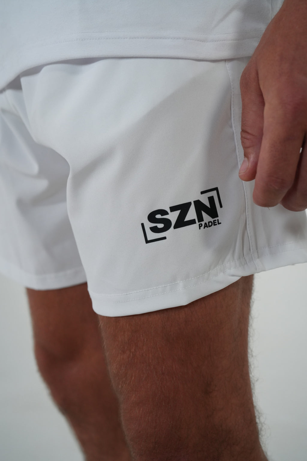 COURT SHORTS- WHITE