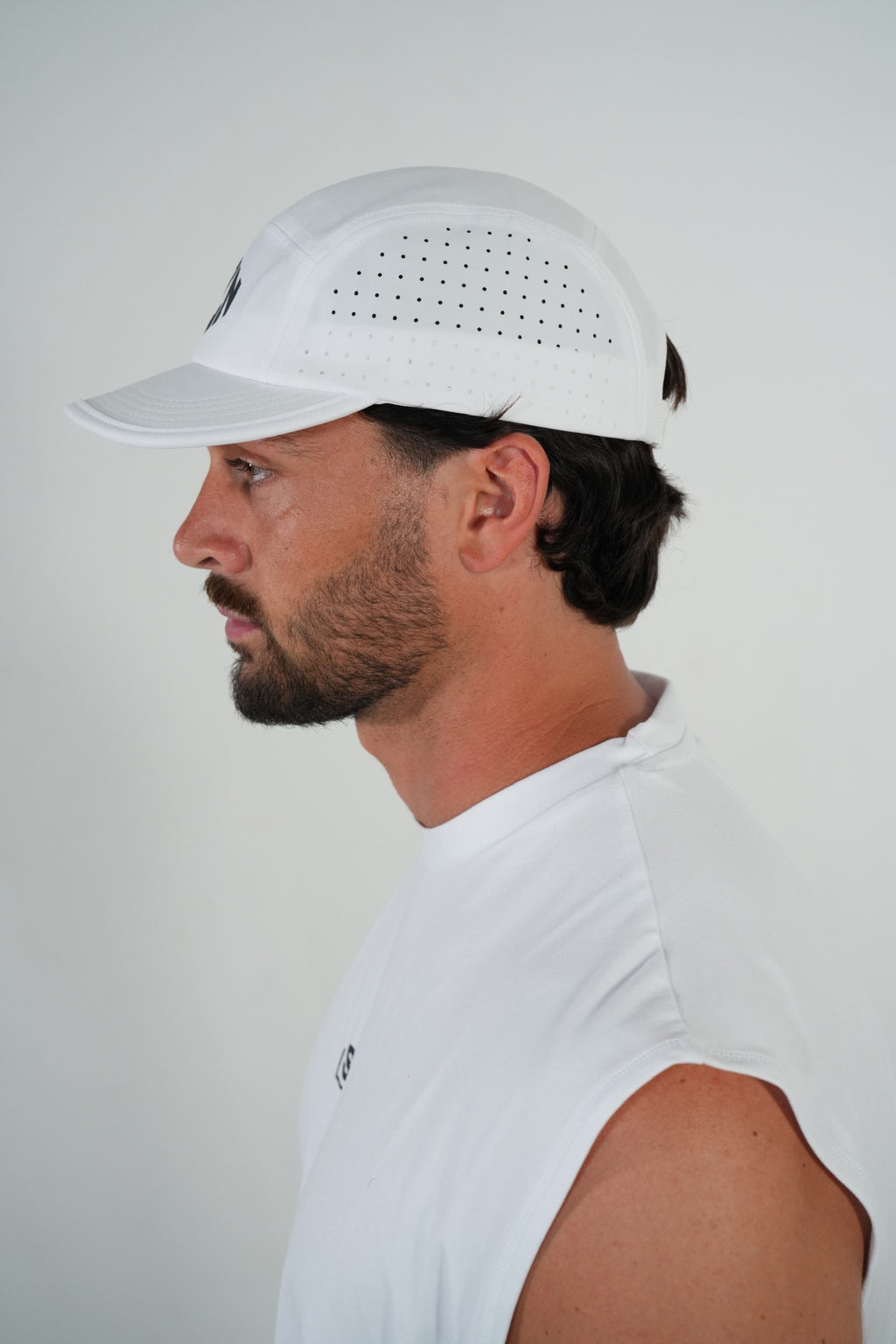 SZN PERFORMANCE CAP- WHITE