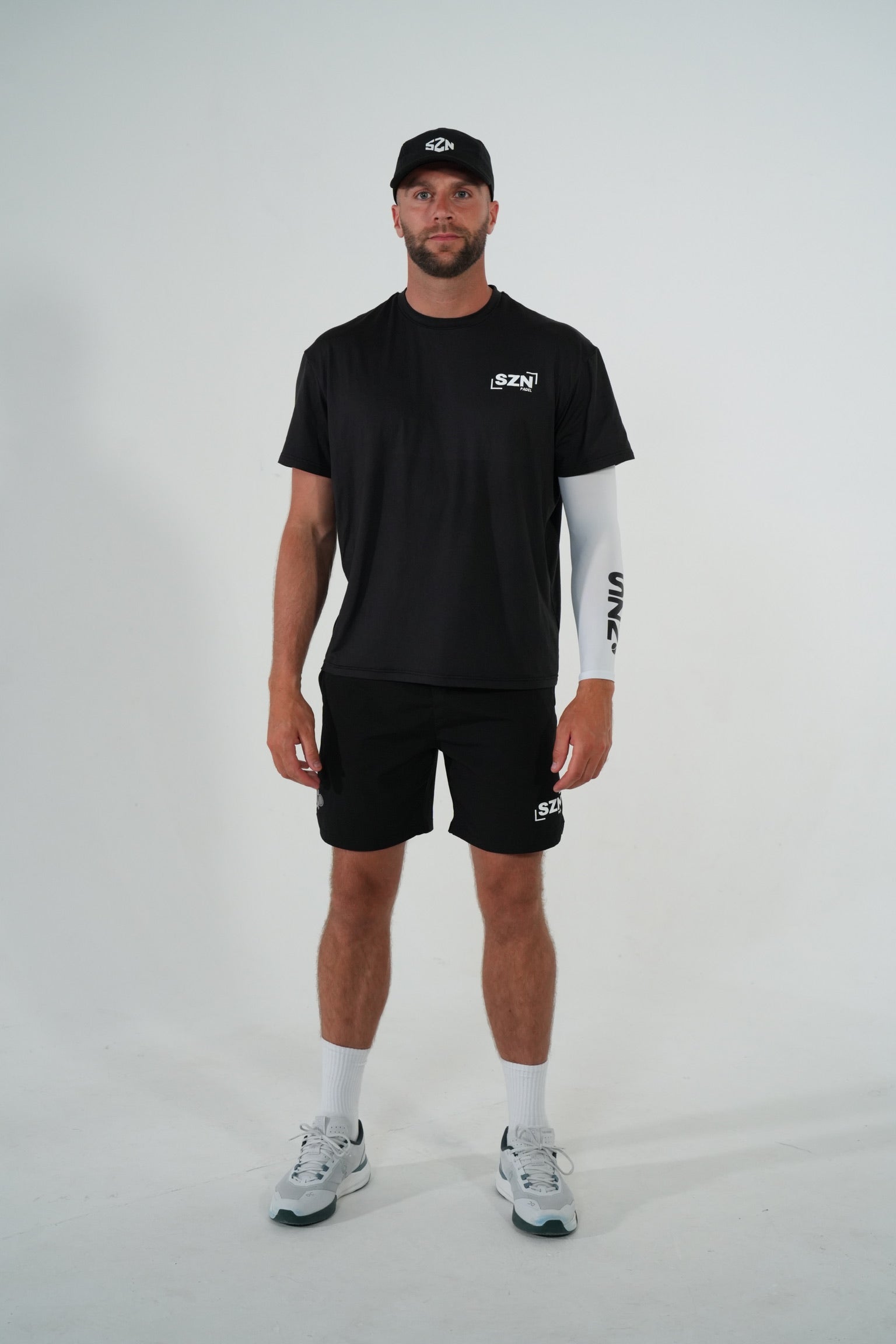 COURT TEE- BLACK