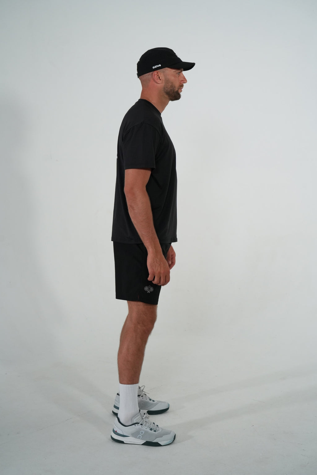 COURT TEE- BLACK