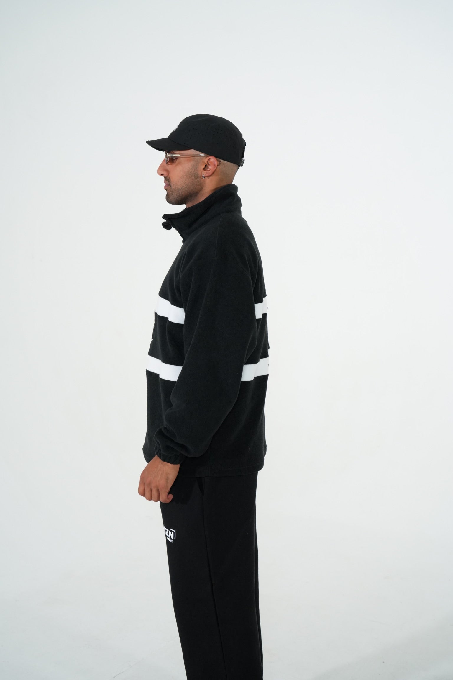 FLEECE- HALF ZIP