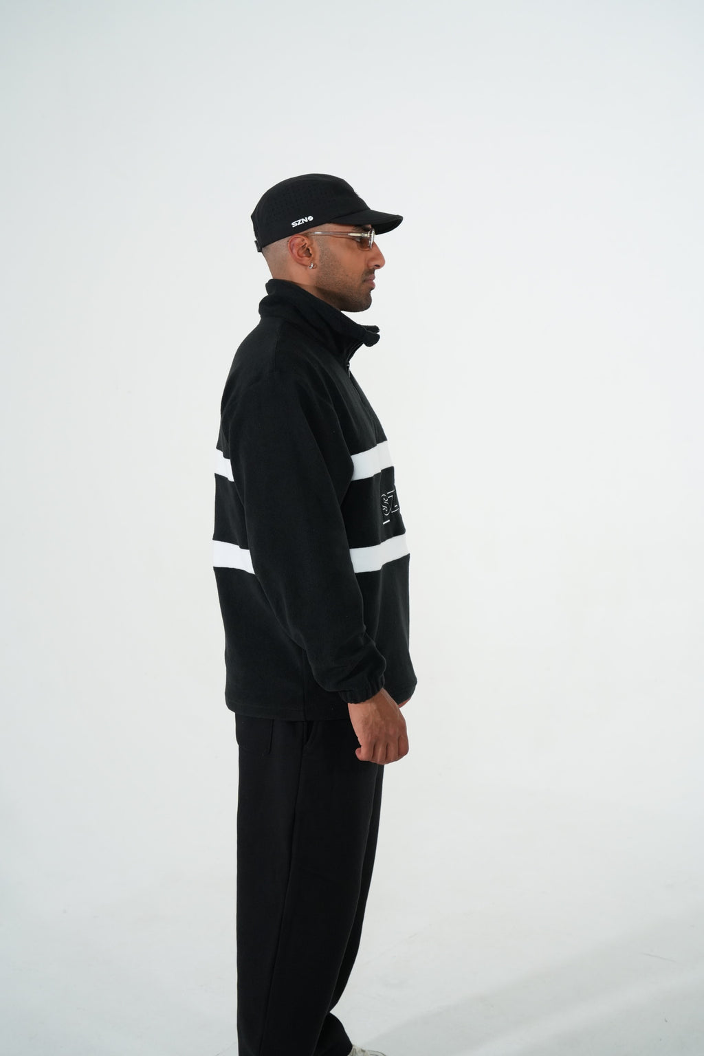 FLEECE- HALF ZIP