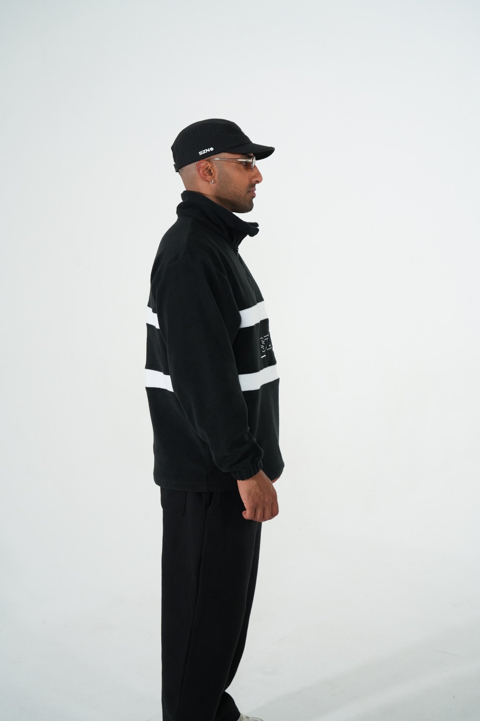 FLEECE- HALF ZIP
